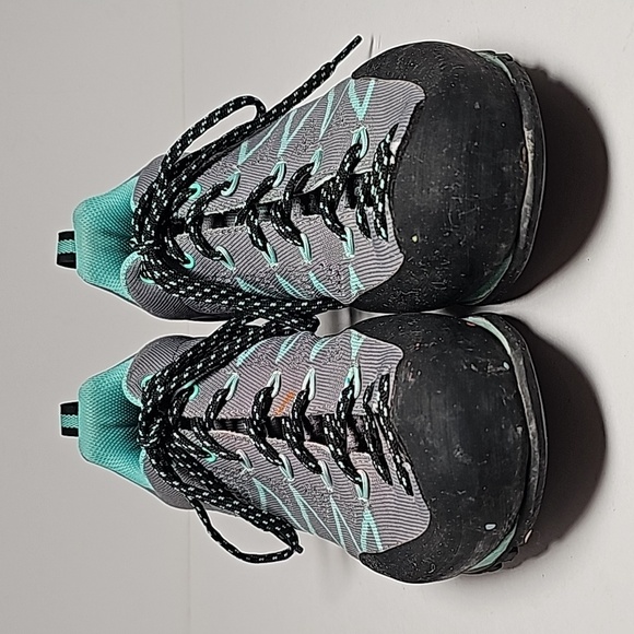 Scarpa Crux Air EU 38 US 7 Hiking Approach Shoes Smoke Ice Green Trail Vibram - Picture 3 of 16